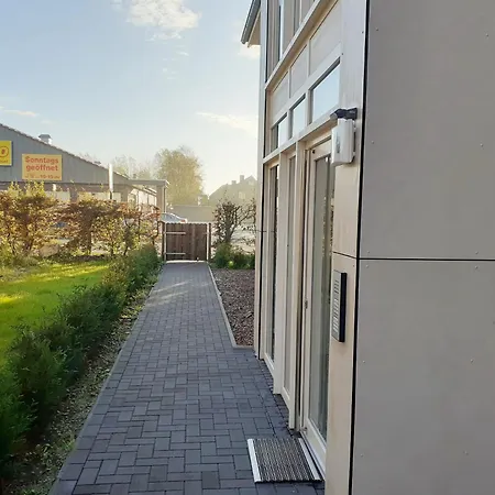 Apartment Wittmunder Straße 24a 50238 *